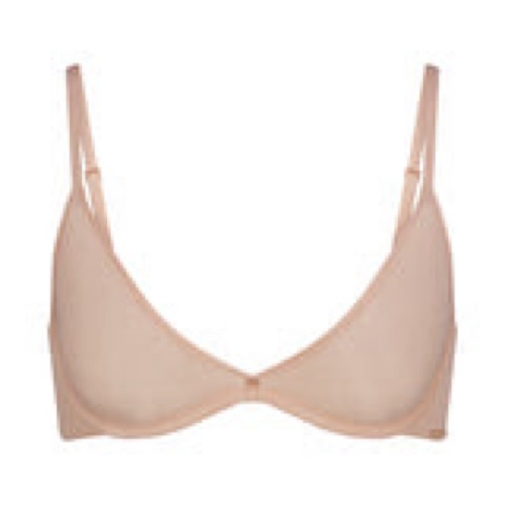 WEIGHTLESS SCOOP BRA | MICA × 1
MICA / 38 / A
